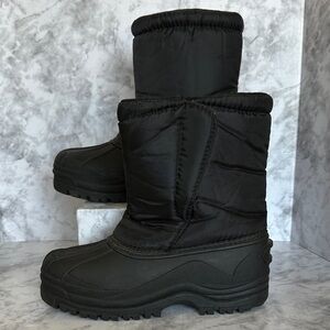 Alpine Design Black Kids 4 snow crusher Nylon Boots Wayer Resistant